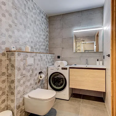 Apartment White Pearl A15 - Alpes Travel - - Sleeps 4 *