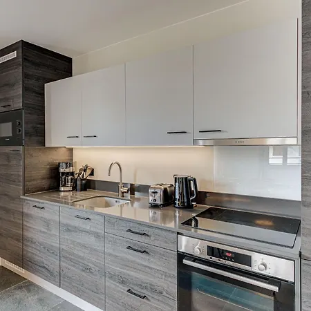 White Pearl A15 - Alpes Travel - - Sleeps 4